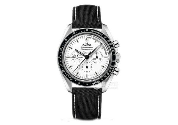 SPEEDMASTER_moonwatch_snoopy_fm