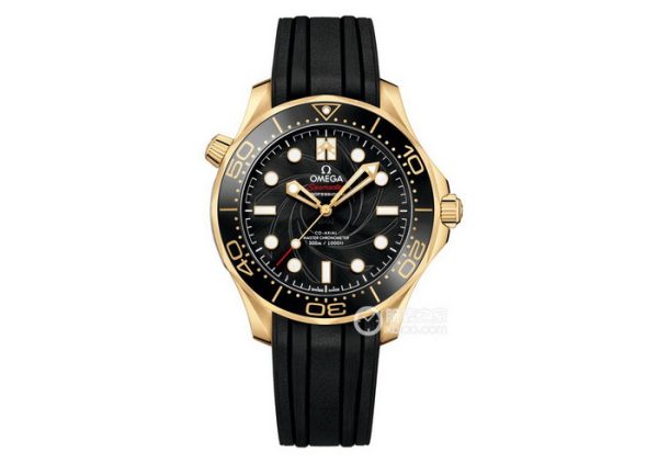 James Bond Limited Edition Set_yellow_gold_fm