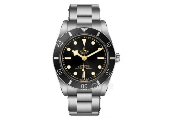 tudor_black_bay_37mm_fm